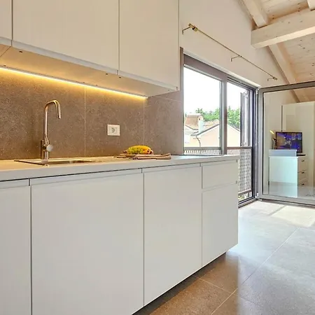 Carla * Novigrad Istria