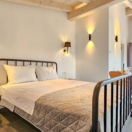 Carla * Novigrad Istria